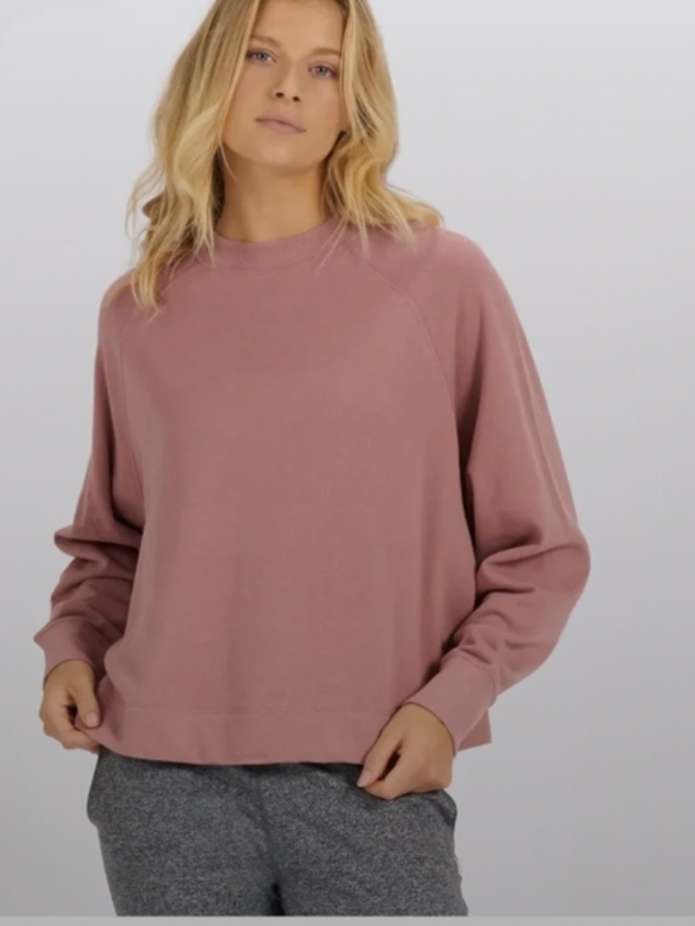 Vuori  Sunny Side Crew Mauve Sweatshirt Sz M